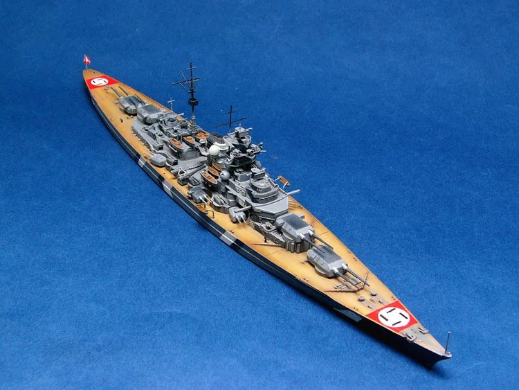 Trumpeter 05711 1/700 Germany Bismarck battleship 1941