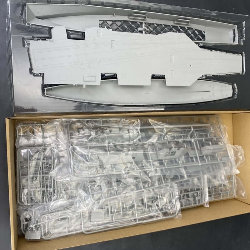 Magic Factory 6501 1/700 CVN-78 Gerald R.Ford